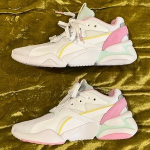 Puma Nova sneakers